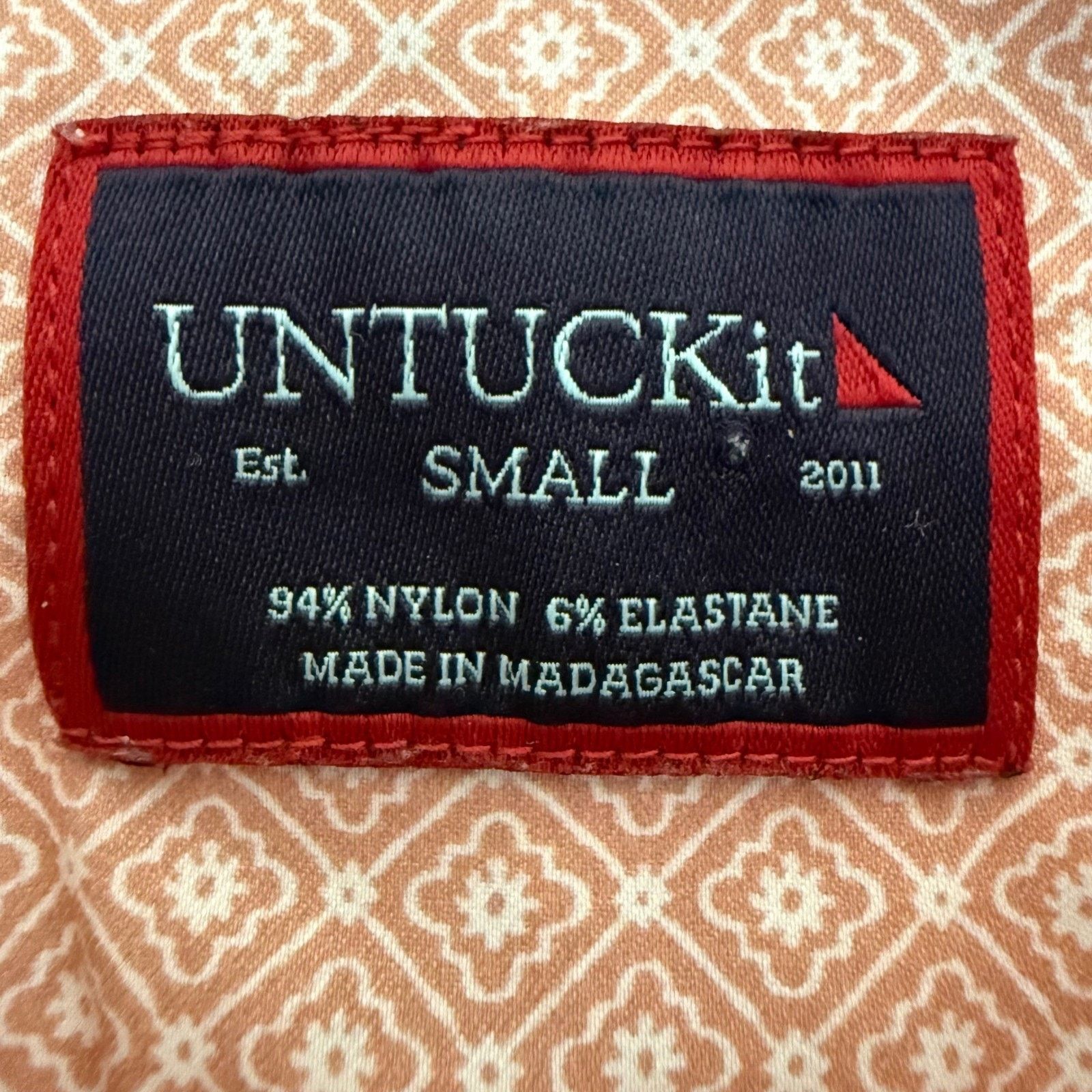 UNTUCKit UNTUCKit Mens Small Short Sleeve Button Up Shirt Pink Size US S / EU 44-46 / 1 - 2 Thumbnail
