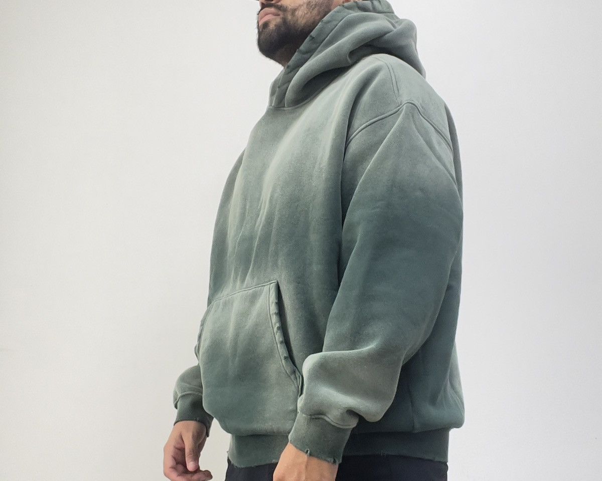 Japanese Brand × Vintage FADED HEAVY GREEN HOODIE Size US XL / EU 56 / 4 - 4 Thumbnail