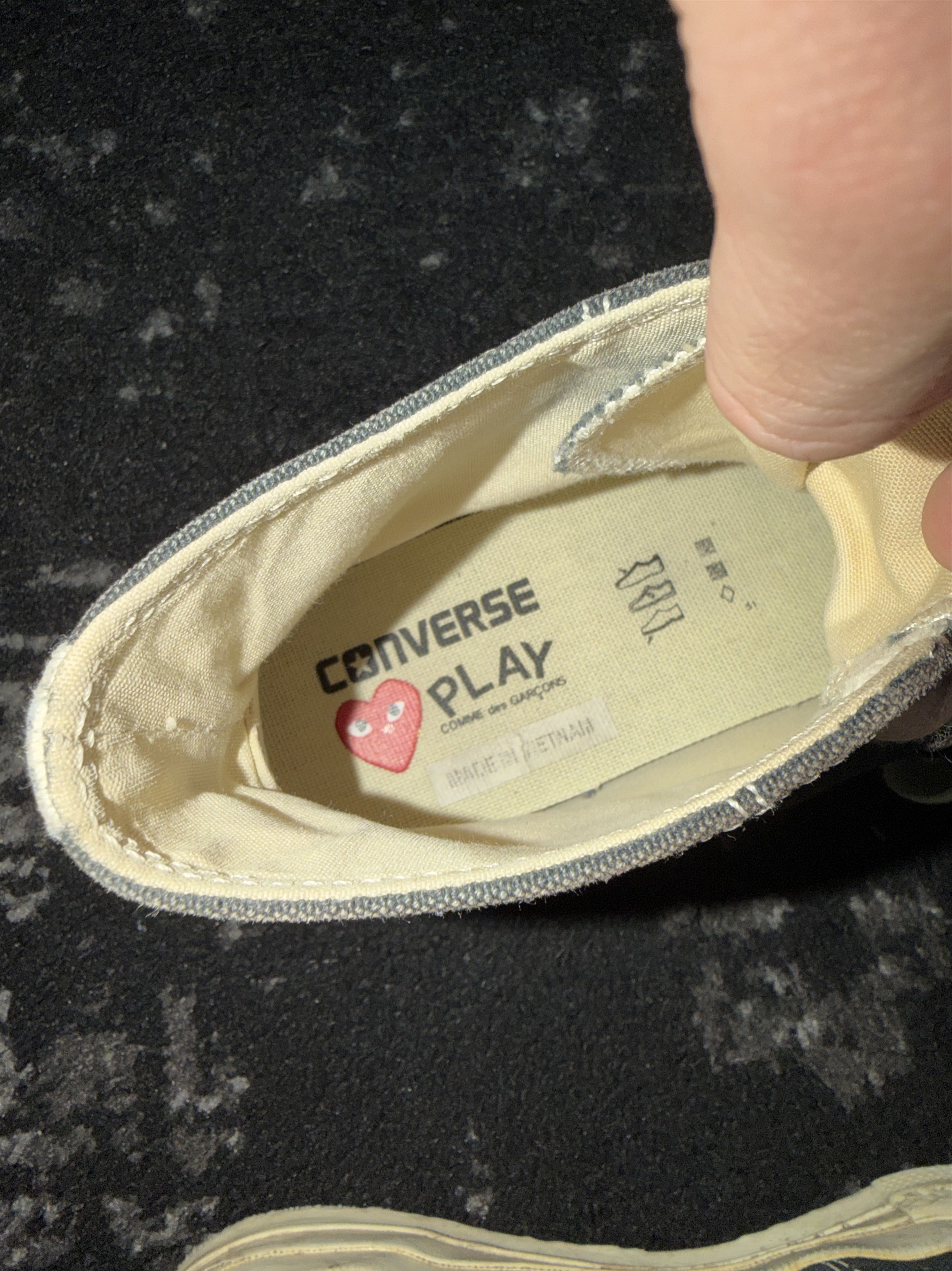 Comme des Garcons PLAY × Converse Comme Des Garcons Play x Converse High Top Sneakers Size US 11 / EU 44 - 5 Thumbnail