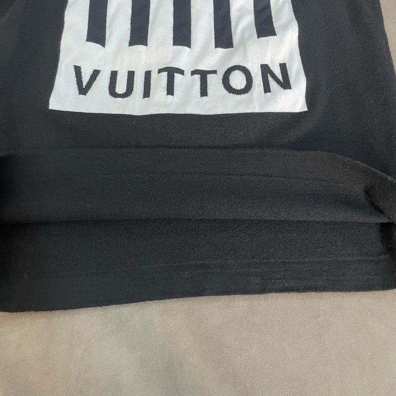 Louis Vuitton Louis Vuitton Black piano key short sleeve Size US M / EU 48-50 / 2 - 3 Thumbnail