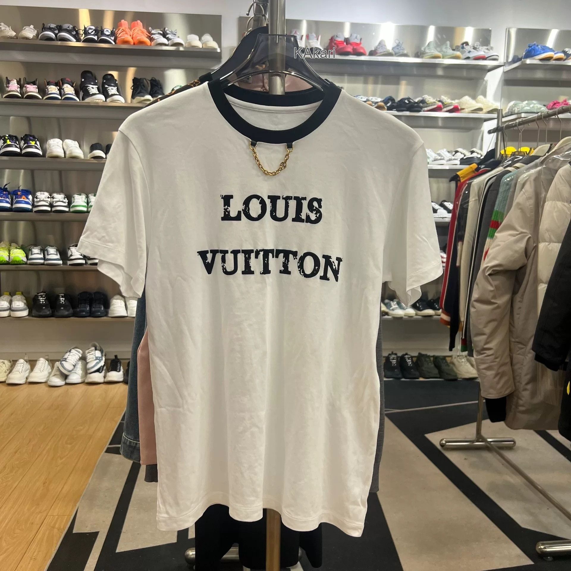 Louis Vuitton LV White Chest Chain Short-Sleeve Size US L / EU 52-54 / 3 - 1 Thumbnail