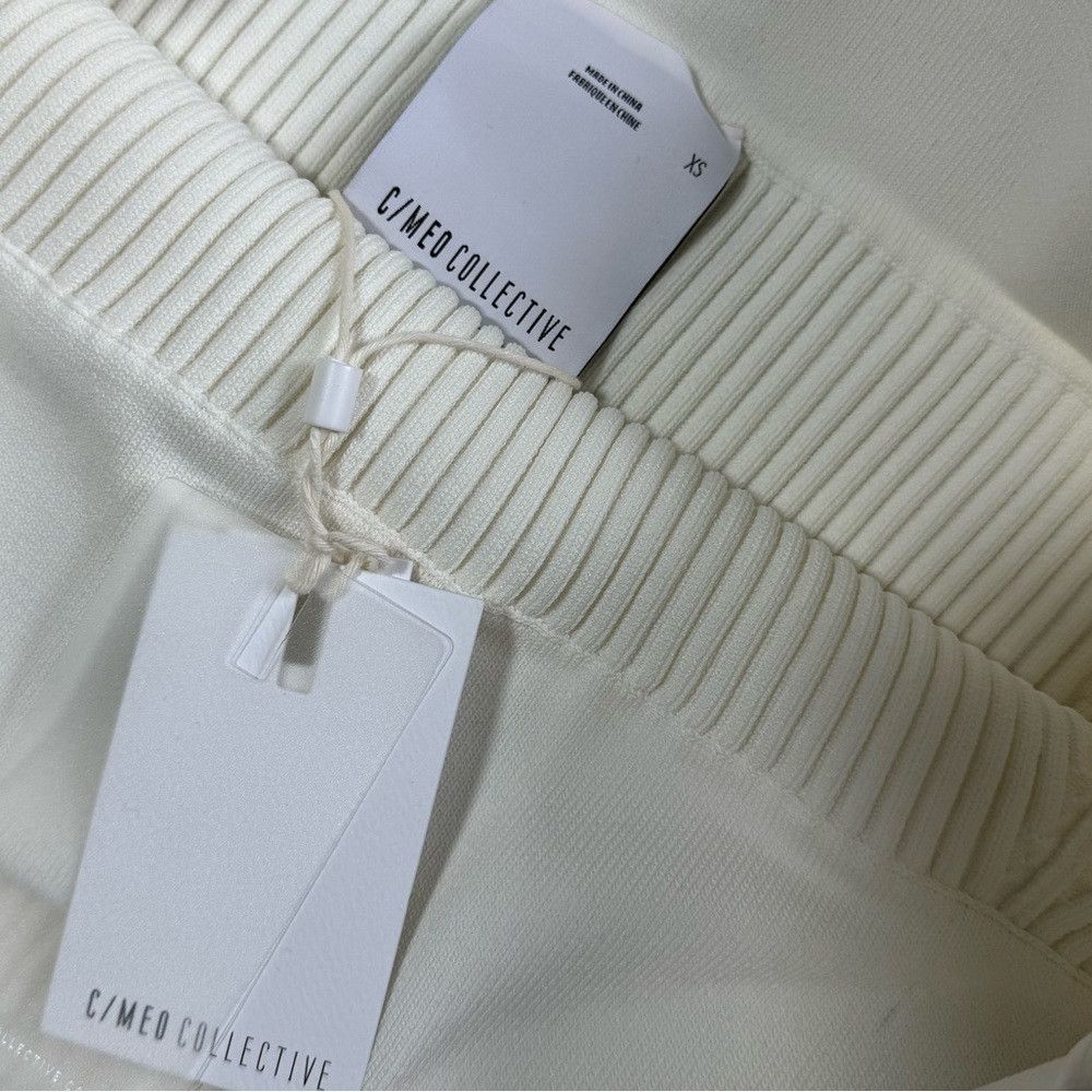 Other C/MEO Life Is Real stretch thick knit ribbed white crop top Size XS / US 0-2 / IT 36-38 - 3 Thumbnail