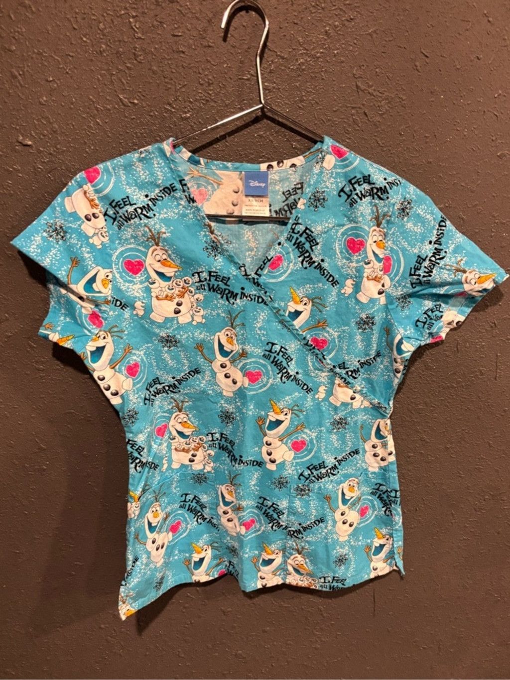 Disney Disney Frozen Olaf Print Blue Scrub Top Size XS / US 0-2 / IT 36-38 - 1 Thumbnail