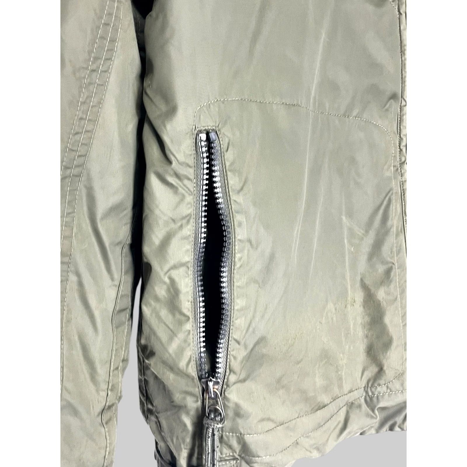 Vintage Jet Set Vintage Ski Jacket Women 12 Olive Nylon Down Zipper Glitter Button Military Jacket 65 cm 61 cm Sleeve Size XL / US 12-14 / IT 48-50 - 7 Thumbnail