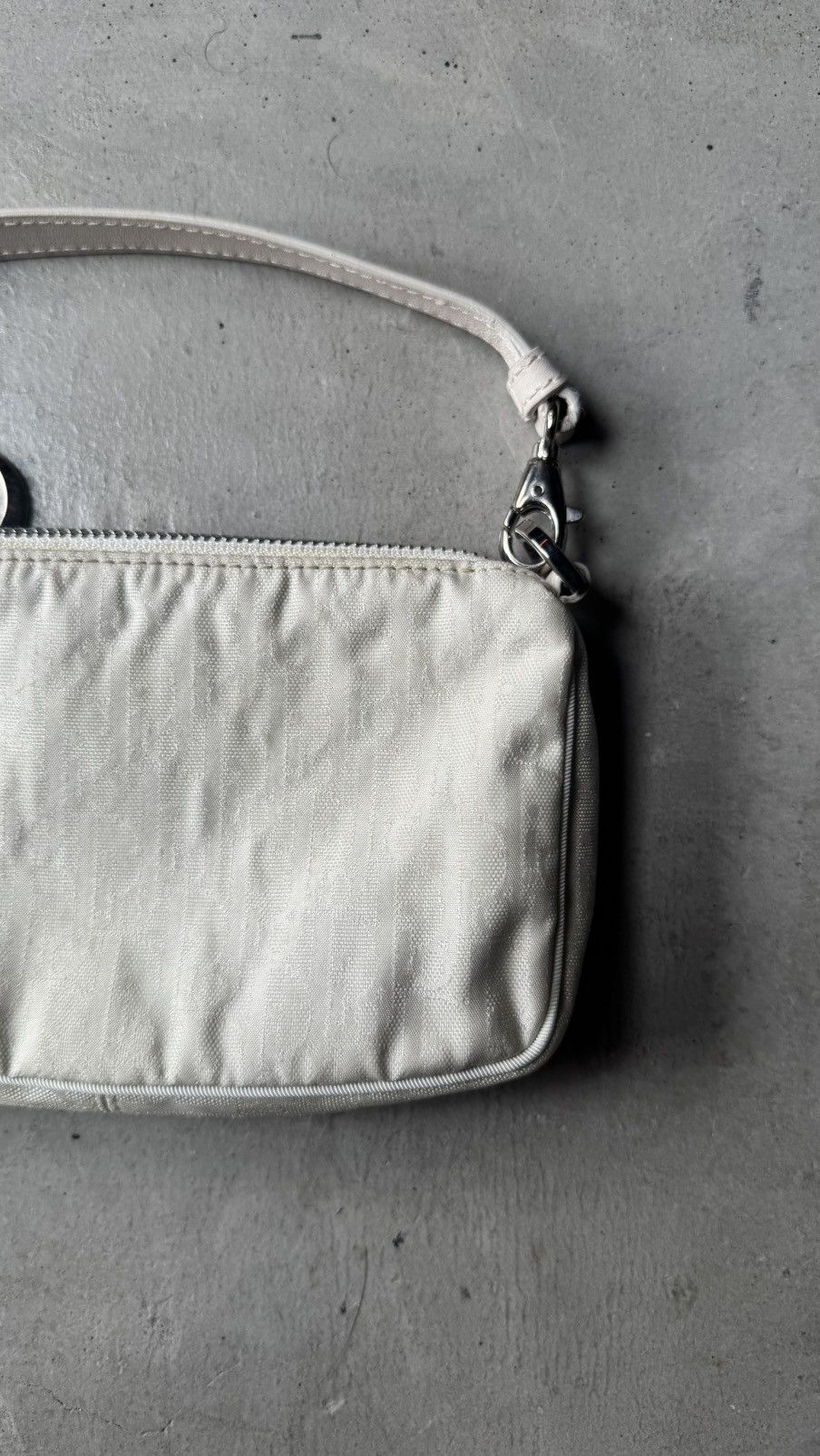 Dior Christian Dior Trotter Charm SmallHandbag PouchWhite Vintage Size ONE SIZE - 7 Thumbnail
