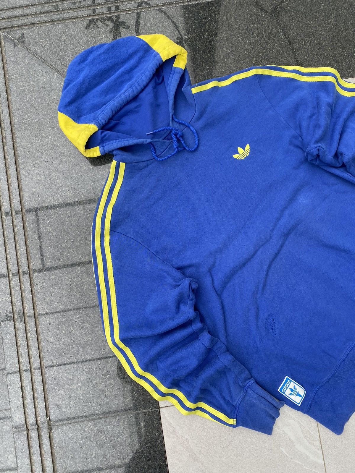 Adidas × Vintage 90’s ADIDAS THREE STRIPE BRAND RARE BRAZIL MULTI LOGO RETRO Size US M / EU 48-50 / 2 - 3 Thumbnail