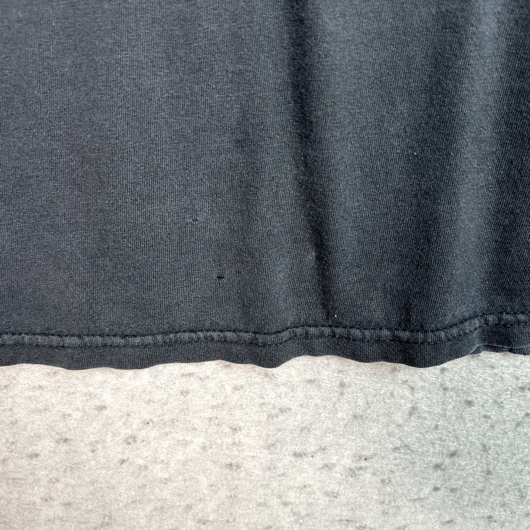 Vintage VINTAGE Cinder Block T Shirt Band Adult Large Black Men 1990s Flogging Molly Graphic Tee Mens Large Black 1990s Concert Merch Size US L / EU 52-54 / 3 - 7 Thumbnail