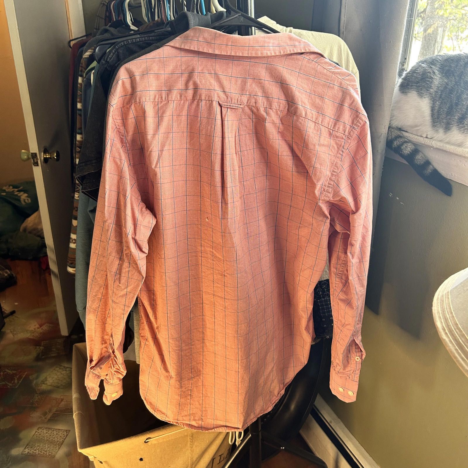 Izod Izod Men's Casual Button-Up Shirt - Peachy Keen! Size US M / EU 48-50 / 2 - 4 Thumbnail