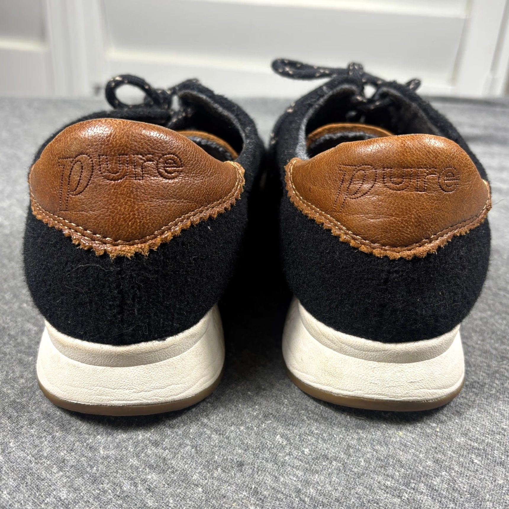 Vintage VINTAGE Paul Green Kalista Sneaker Women 7.5 US/5 UK Black Wool Lace Up Flat Sneaker Womens Shoes Casual Walking Size US 8 / IT 38 - 4 Thumbnail