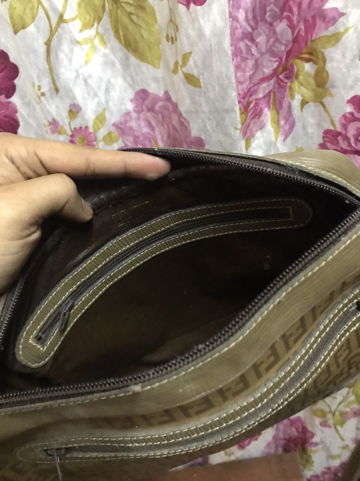Fendi Authentic Fendi shoulder Size ONE SIZE - 7 Thumbnail