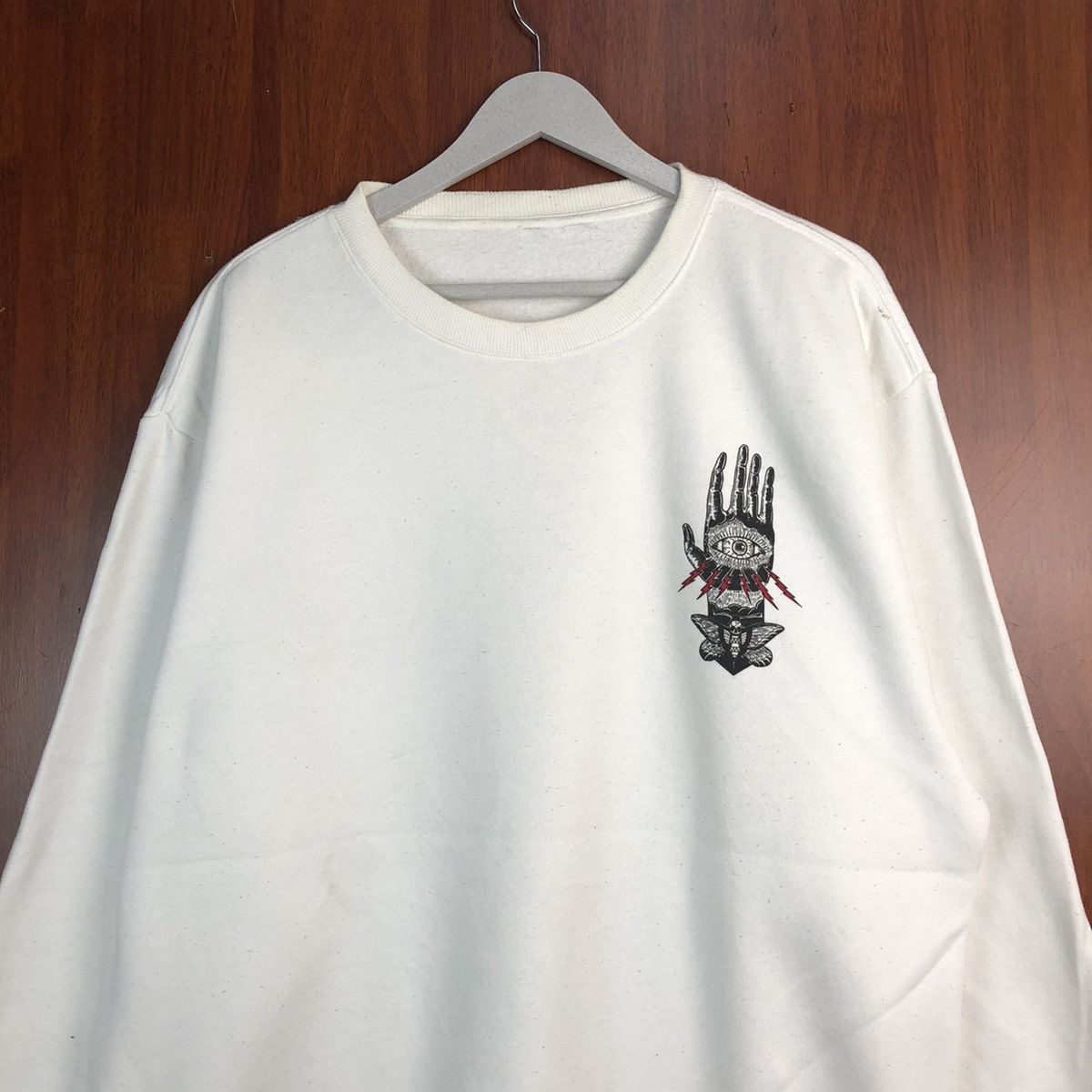 Japanese Brand one eye one hand White Sweatshirt #7554 Size US XL / EU 56 / 4 - 4 Thumbnail