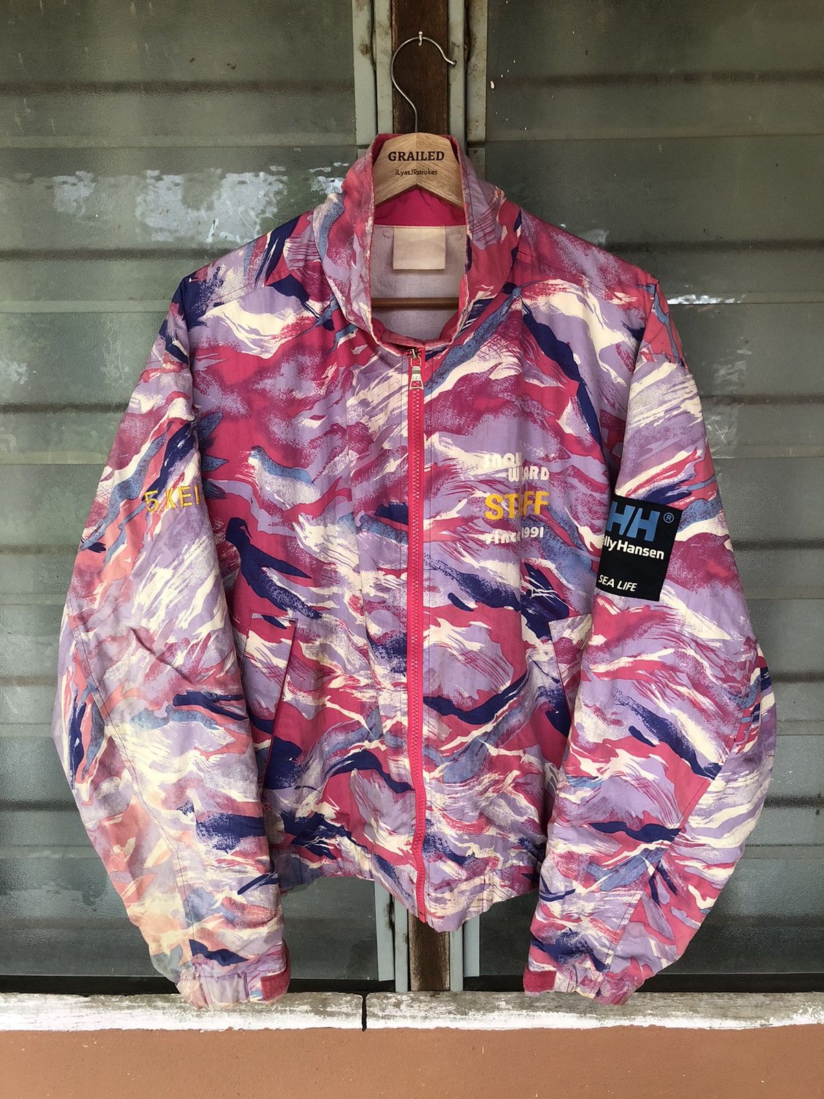 Helly Hansen Vintage Helly Hansen Sea Life Fire On Ice Jacket Size US L / EU 52-54 / 3 - 1 Thumbnail