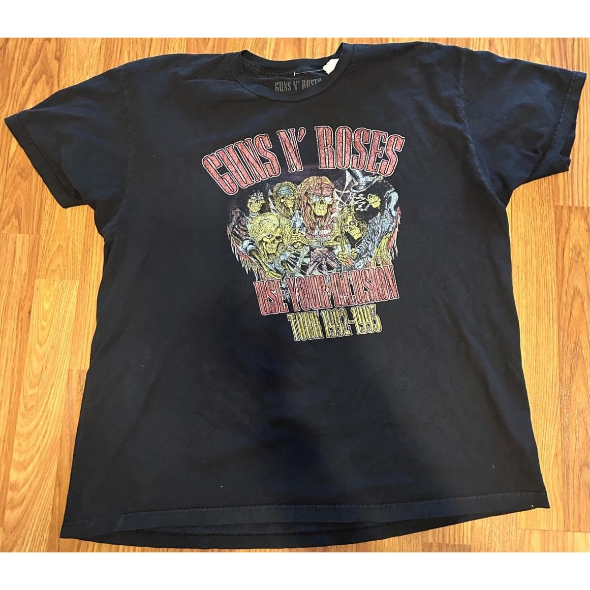 Guns N' Roses Vintage Guns & Roses Black Graphic T-Shirt - Size XXL Size US XXL / EU 58 / 5 - 3 Thumbnail