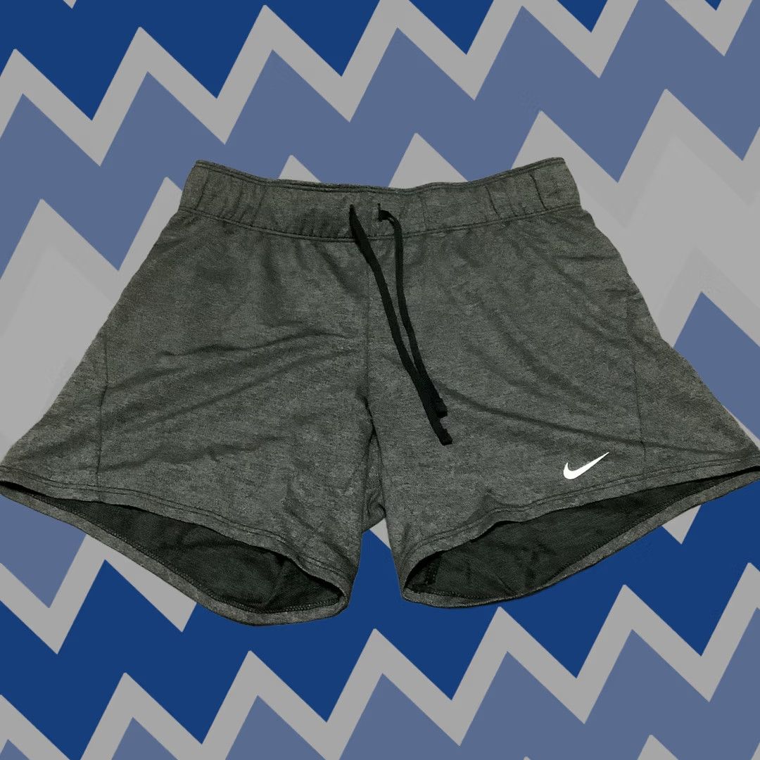 Nike Nike Dri-Fit Attack 2.0 Training Shorts Womens XS Black/Gray Size 26" / US 2 / IT 38 - 1 Thumbnail