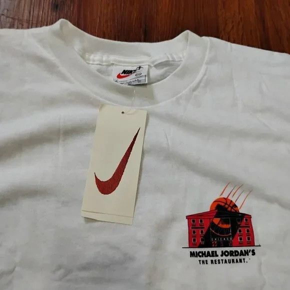 Nike NWT Vintage Nike Michael Jordan's The Restaurant T-Shirt Size US XXL / EU 58 / 5 - 1 Thumbnail