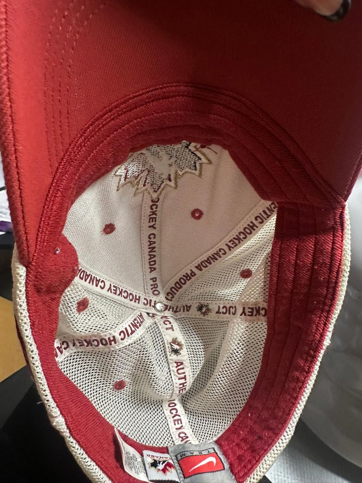 Nike Nike Team Canada Red Cap Size ONE SIZE - 7 Thumbnail