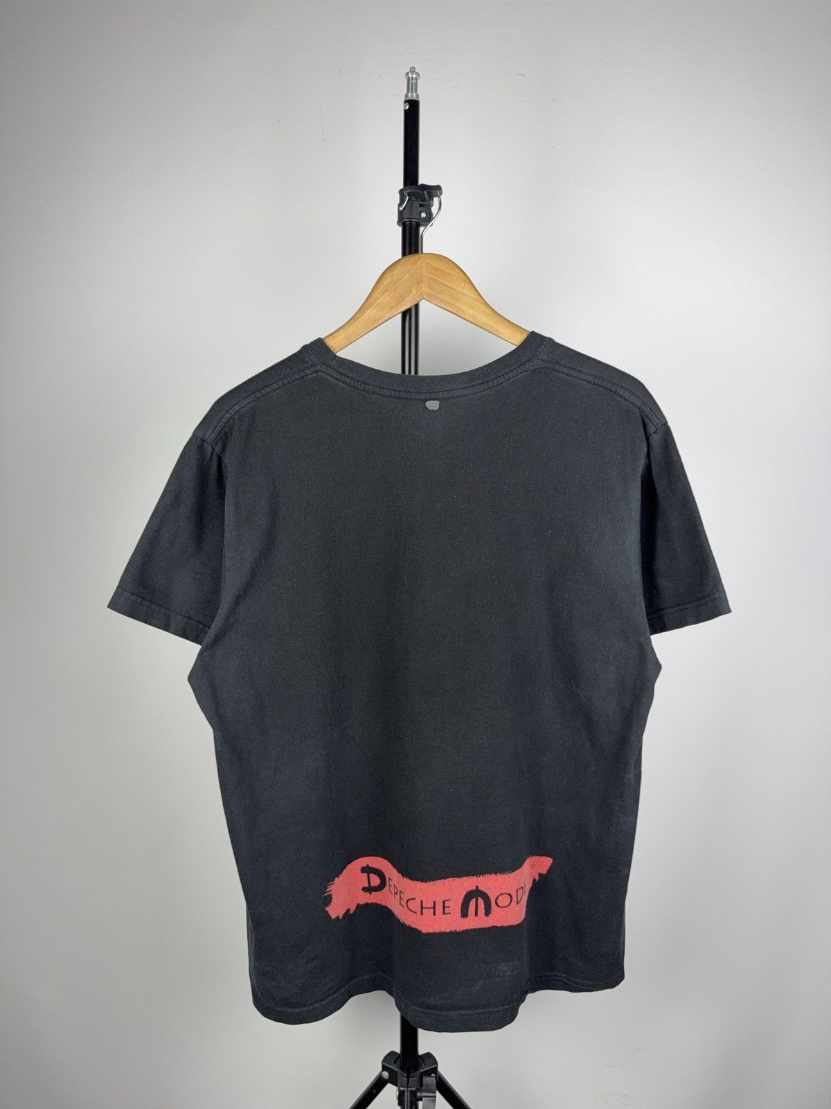Band Tees Depeche Mode Spirit Tour Kyiv 2017 Band T-Shirt Black L Size US L / EU 52-54 / 3 - 6 Thumbnail