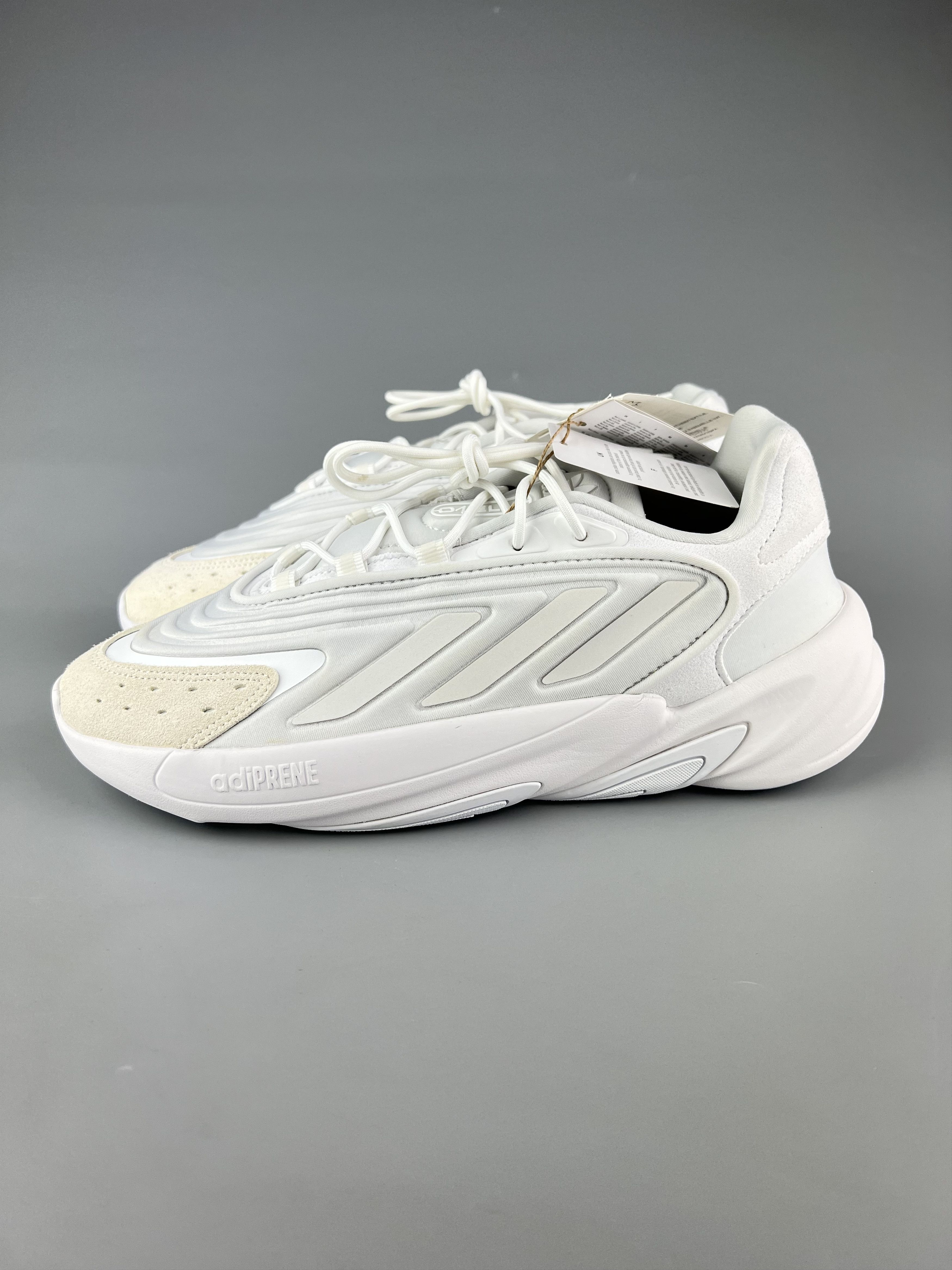 Adidas Adidas Ozelia Men's Sneakers Size US10 Size US 10 / EU 43 - 2 Thumbnail