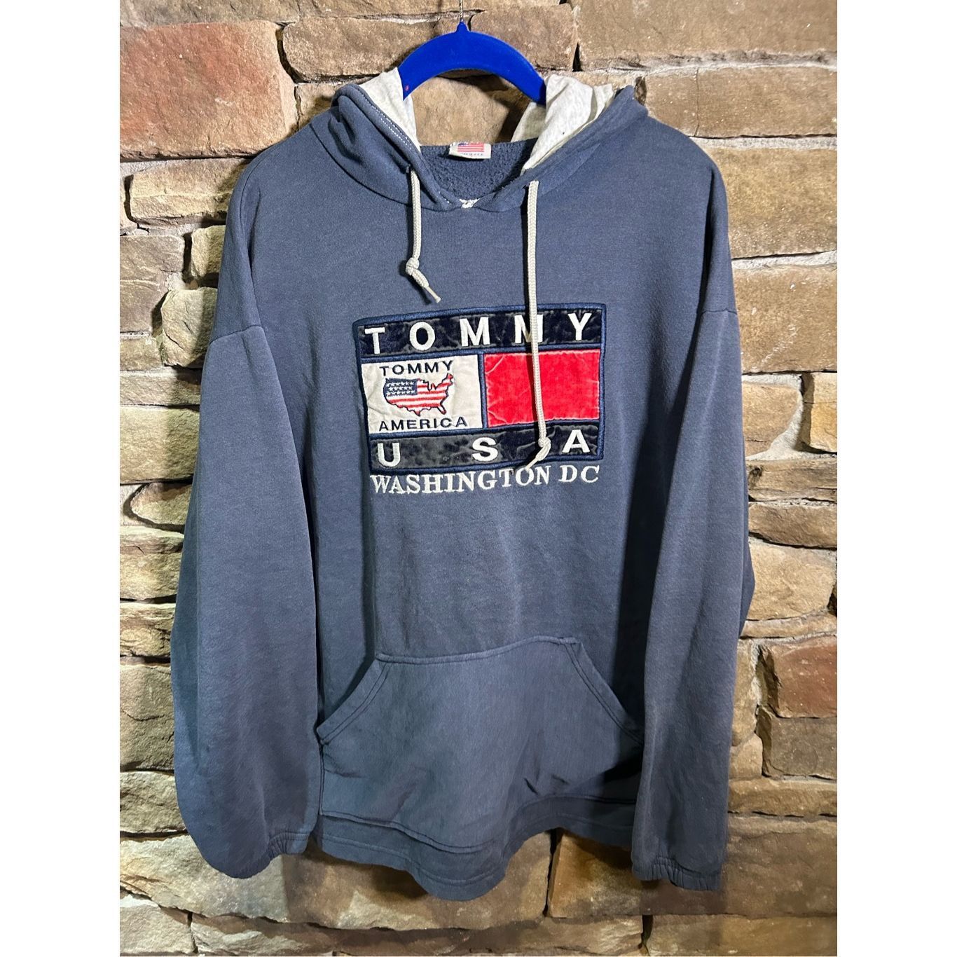 Vintage XL - Vintage 1990s Tommy USA Made sweatshirt Crewneck Velvet Size US XL / EU 56 / 4 - 1 Thumbnail