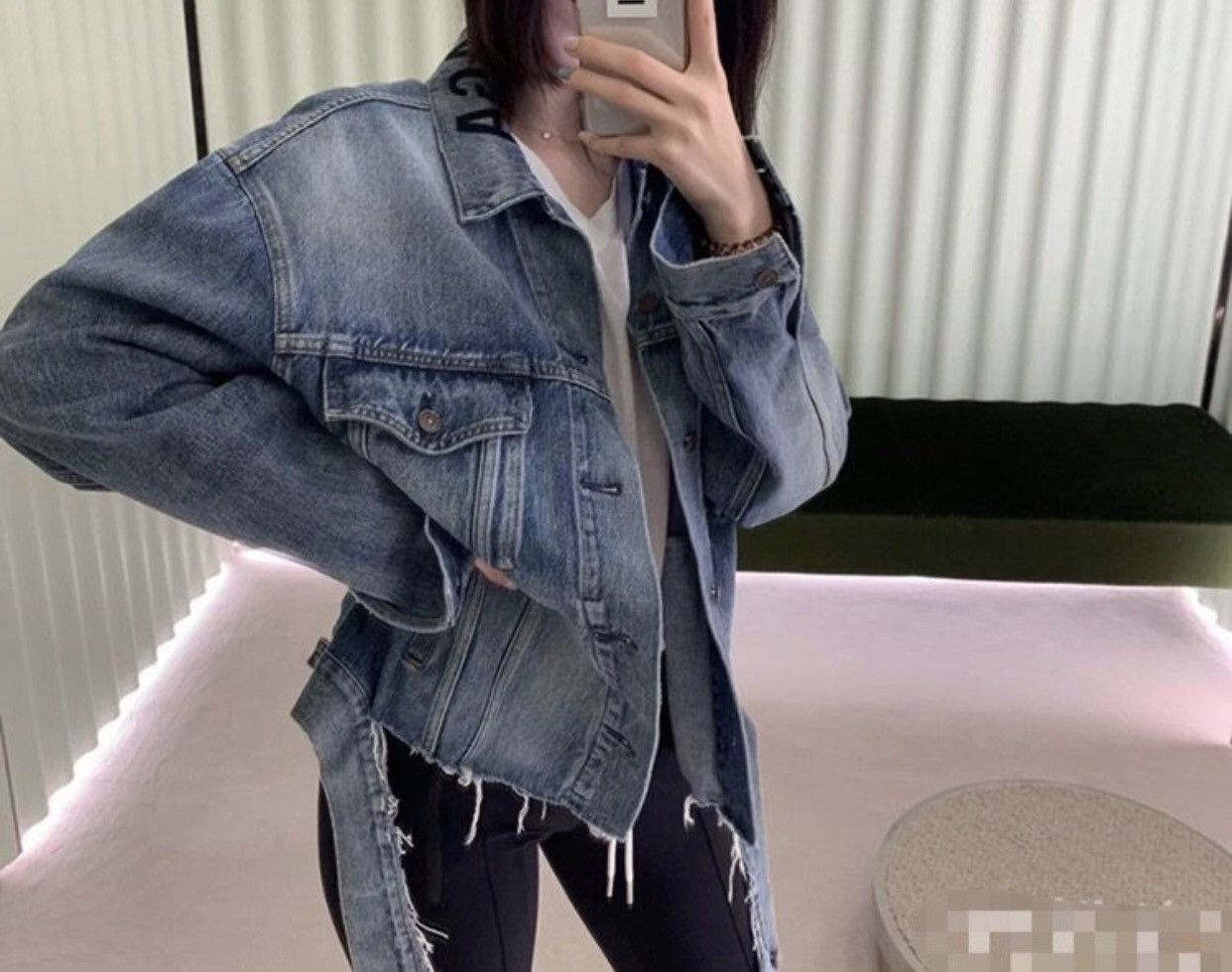 Balenciaga balenciaga jacket 2412-Nextarrow Size S / US 4 / IT 40 - 3 Thumbnail
