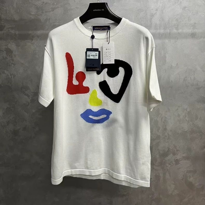 Louis Vuitton Louis Vuitton White Geometric Short Sleeve Crew Neck Short Size US M / EU 48-50 / 2 - 1 Thumbnail