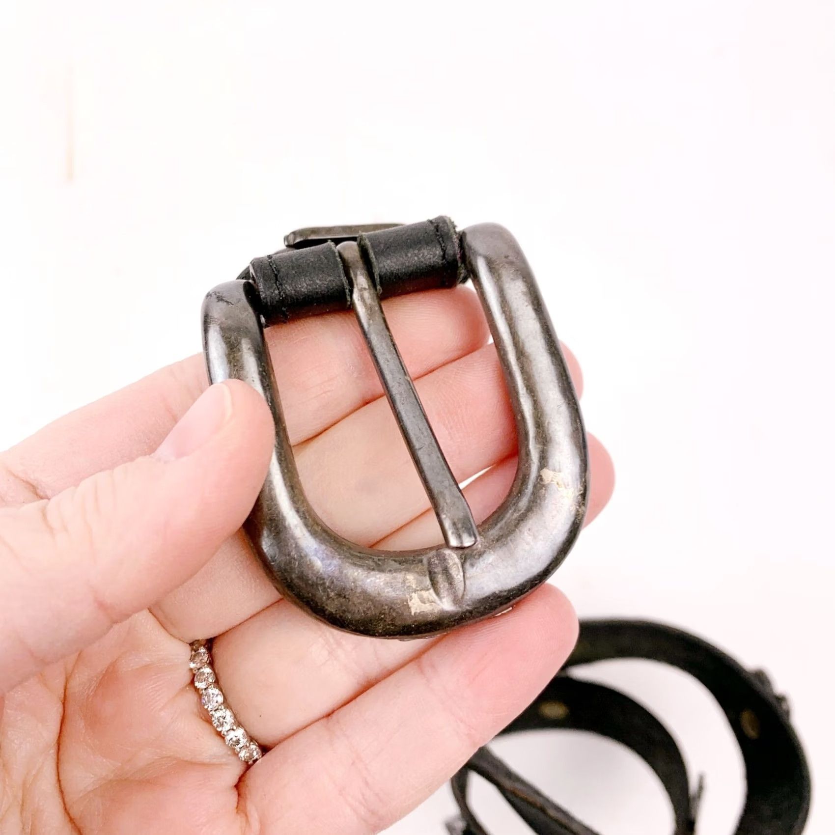 Vintage VINTAGE Patricia Green Black Leather Belt Size Small 31" Cactus Horse Conchos Womens Size ONE SIZE - 5 Thumbnail