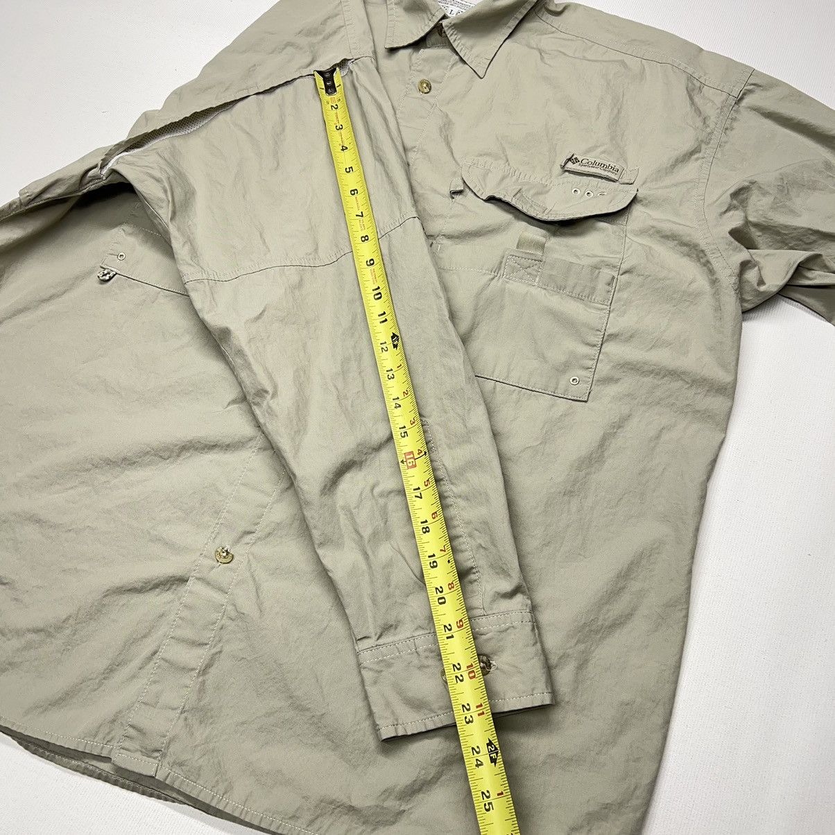 Columbia × Vintage Columbia Shirt Beige PFG Button Fishing Vented Long Sleeve Size US L / EU 52-54 / 3 - 24 Thumbnail