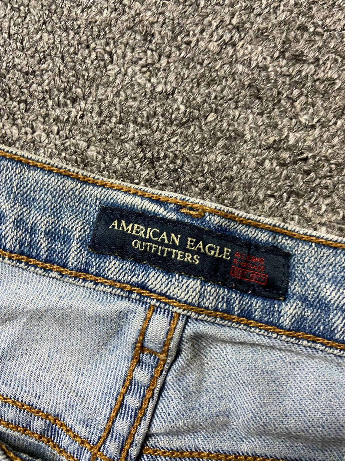 American Eagle Outfitters American Eagle Outfitters Flare Fit Jeans (143) Size 28" / US 6 / IT 42 - 3 Thumbnail
