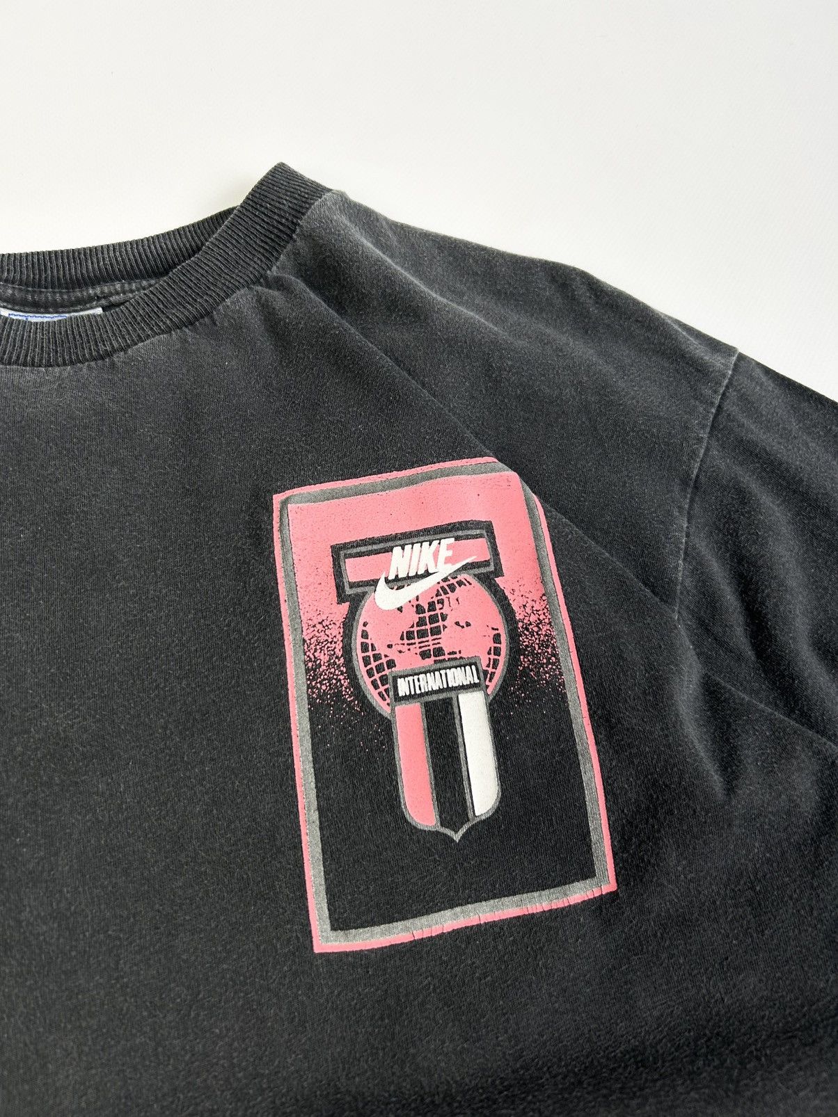 Nike × Vintage Rare Nike International Vintage Long Sleeve Grey L Y2k Size US L / EU 52-54 / 3 - 9 Thumbnail