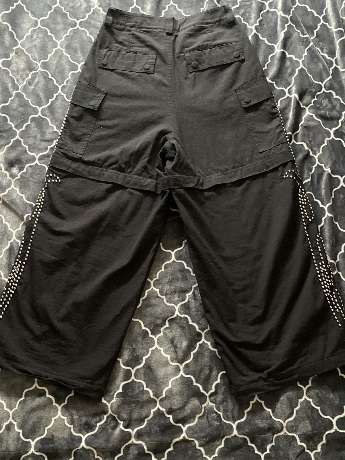 Chew Forever Chew forever roach transformable cargo pants Size US 30 / EU 46 - 2 Thumbnail