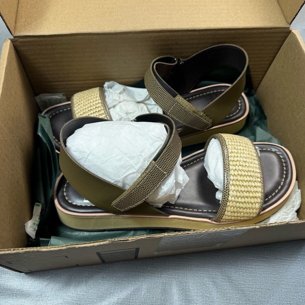 Donald Pliner NWT New Donald Pliner Kinsley Sandal In Biscotti Size 10M Size US 10 / IT 40 - 7 Thumbnail