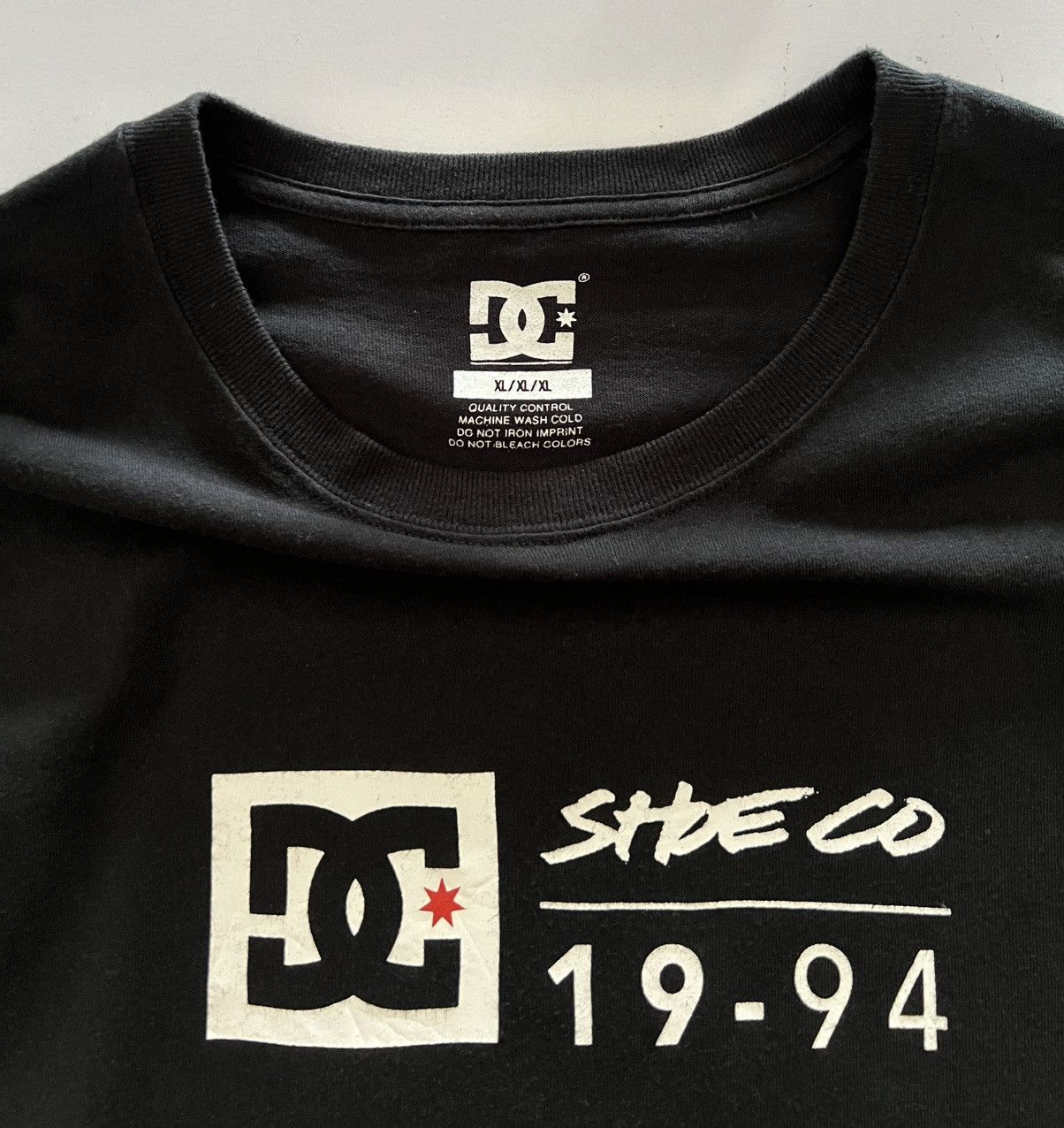 DC DC SKATEBOARDING 1994 Tee Size US XL / EU 56 / 4 - 6 Thumbnail