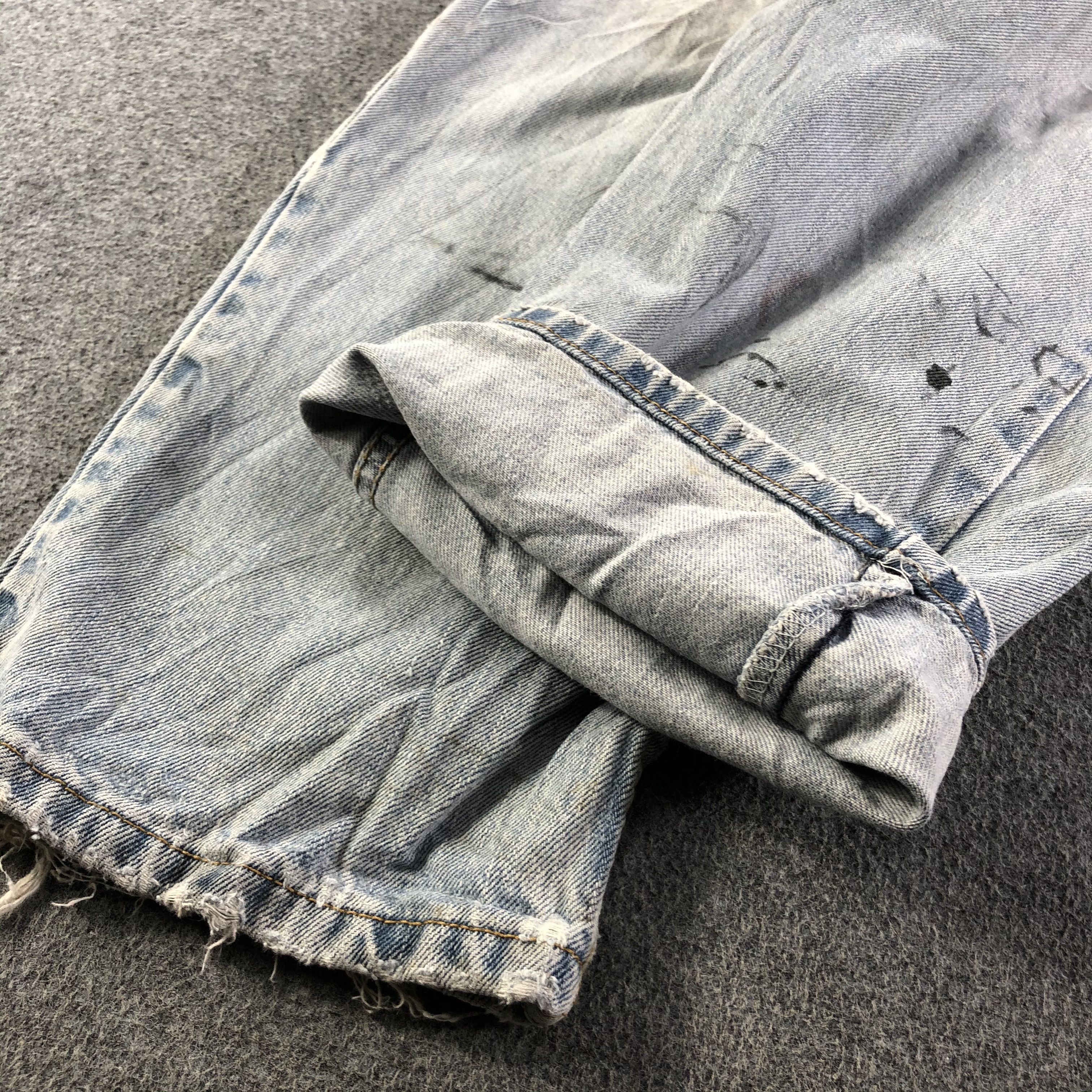Levi's Vintage Light Wash Levis 550 Jeans-J3290 Size US 35 - 7 Thumbnail
