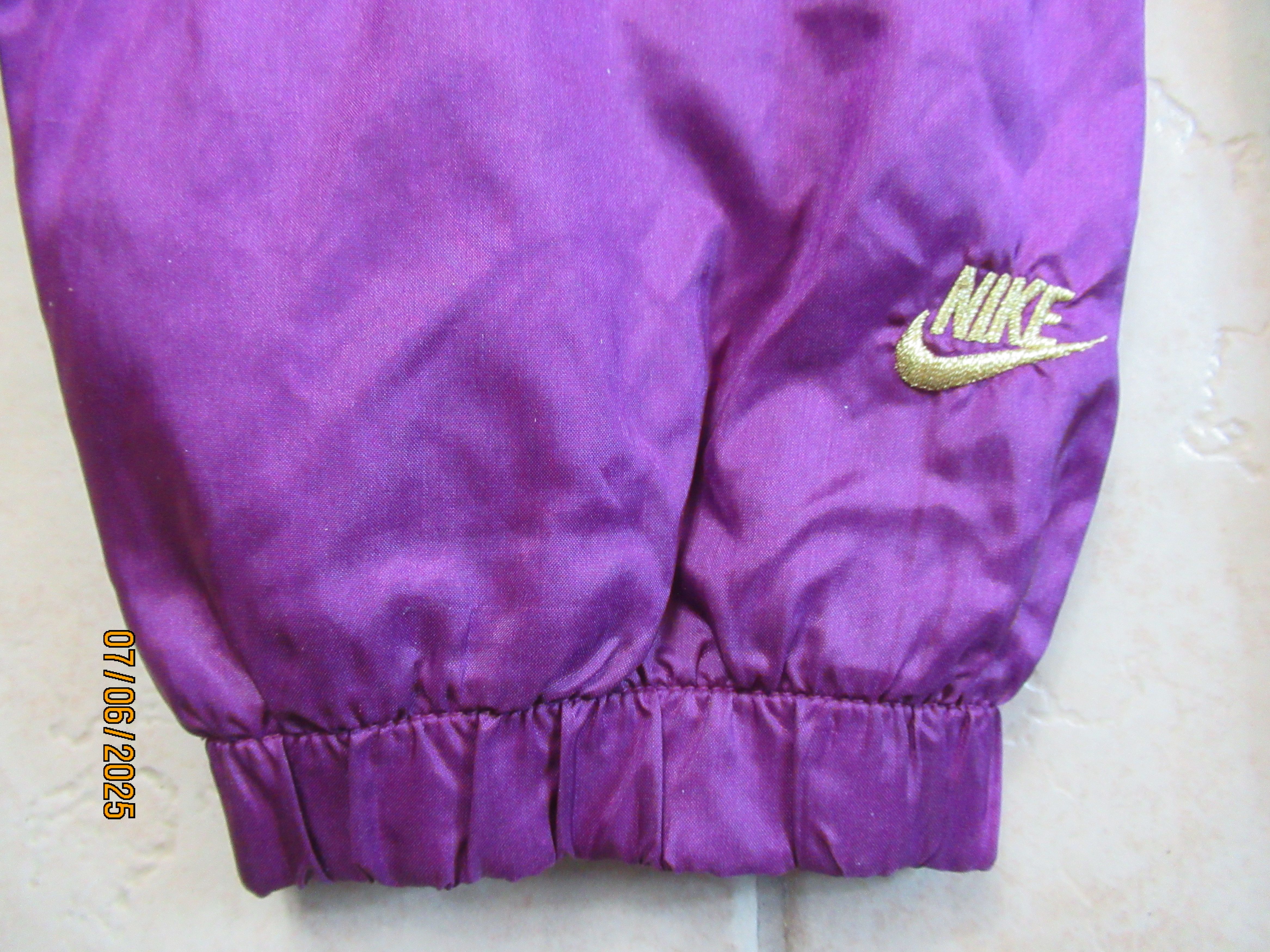 Nike Nike International green/violet/yellow jacket Size US XL / EU 56 / 4 - 8 Thumbnail