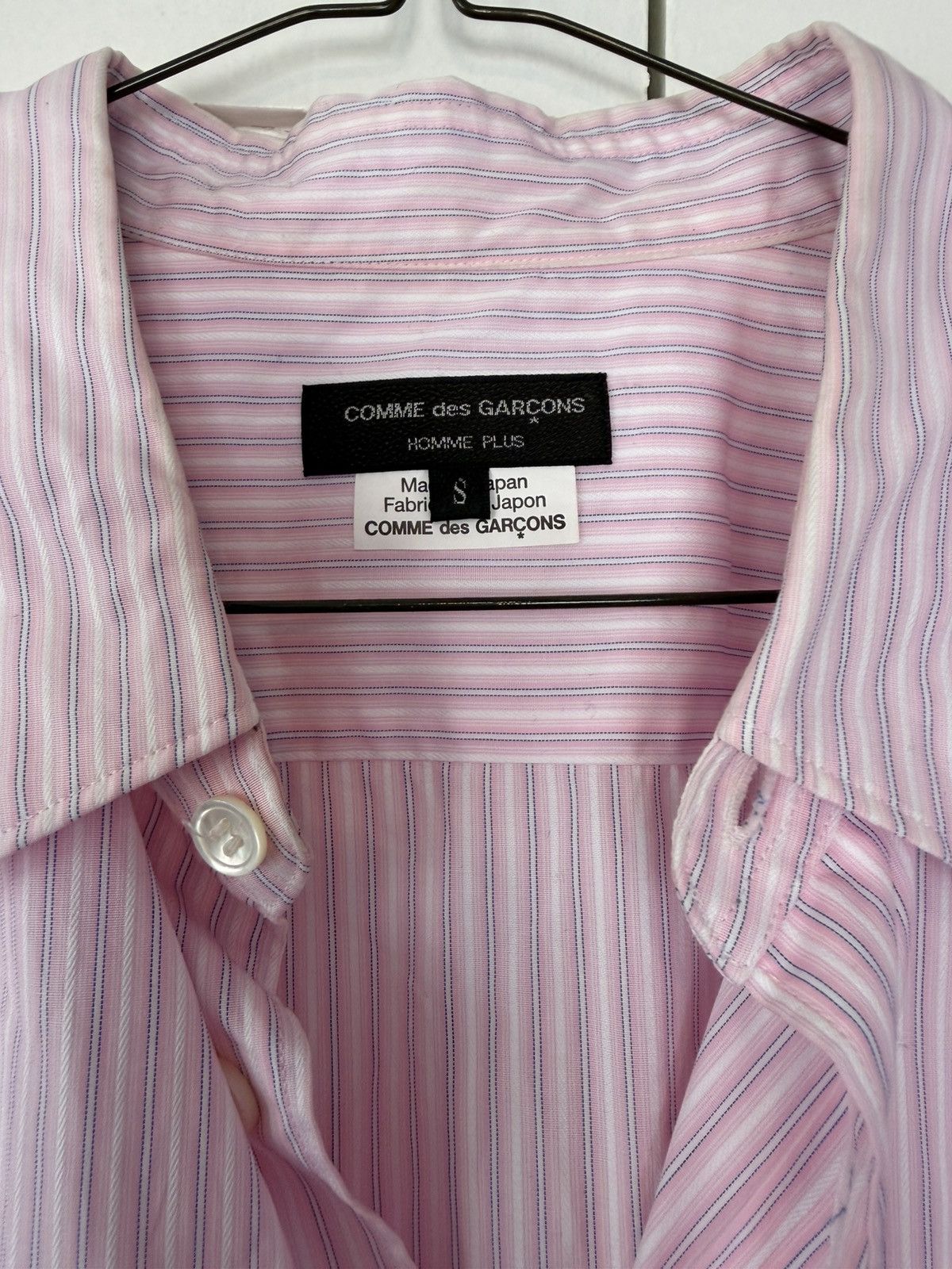Comme des Garcons Homme Plus Comme des garcons homme plus destroyed shirt Size US S / EU 44-46 / 1 - 2 Thumbnail