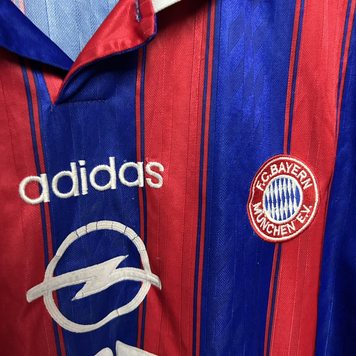 Adidas Vintage Adidas Bayern Munchen 1995 opel kreuzer player jersy Size US XL / EU 56 / 4 - 4 Thumbnail