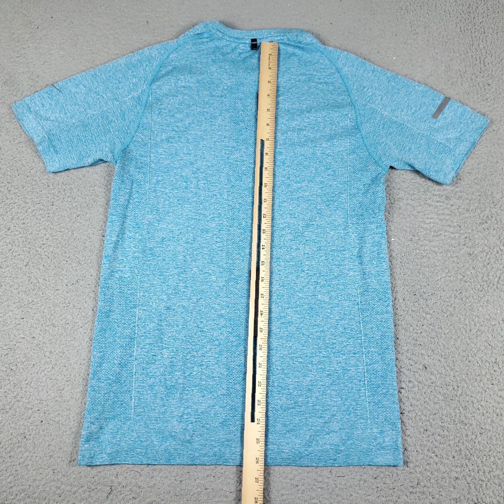 Nike Nike T Shirt Mens Small Blue Swoosh Active Gym Work Out Short Sleeve Size US S / EU 44-46 / 1 - 6 Thumbnail