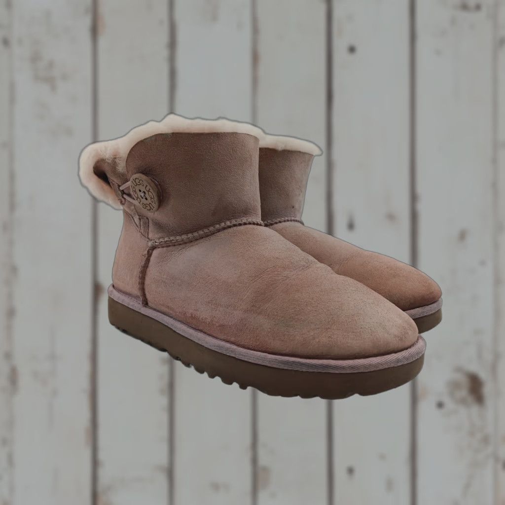 Ugg UGG Boots Mini Bailey Button II Women's Adult Size 8 Pink Sheepskin Size US 8 / IT 38 - 1 Thumbnail