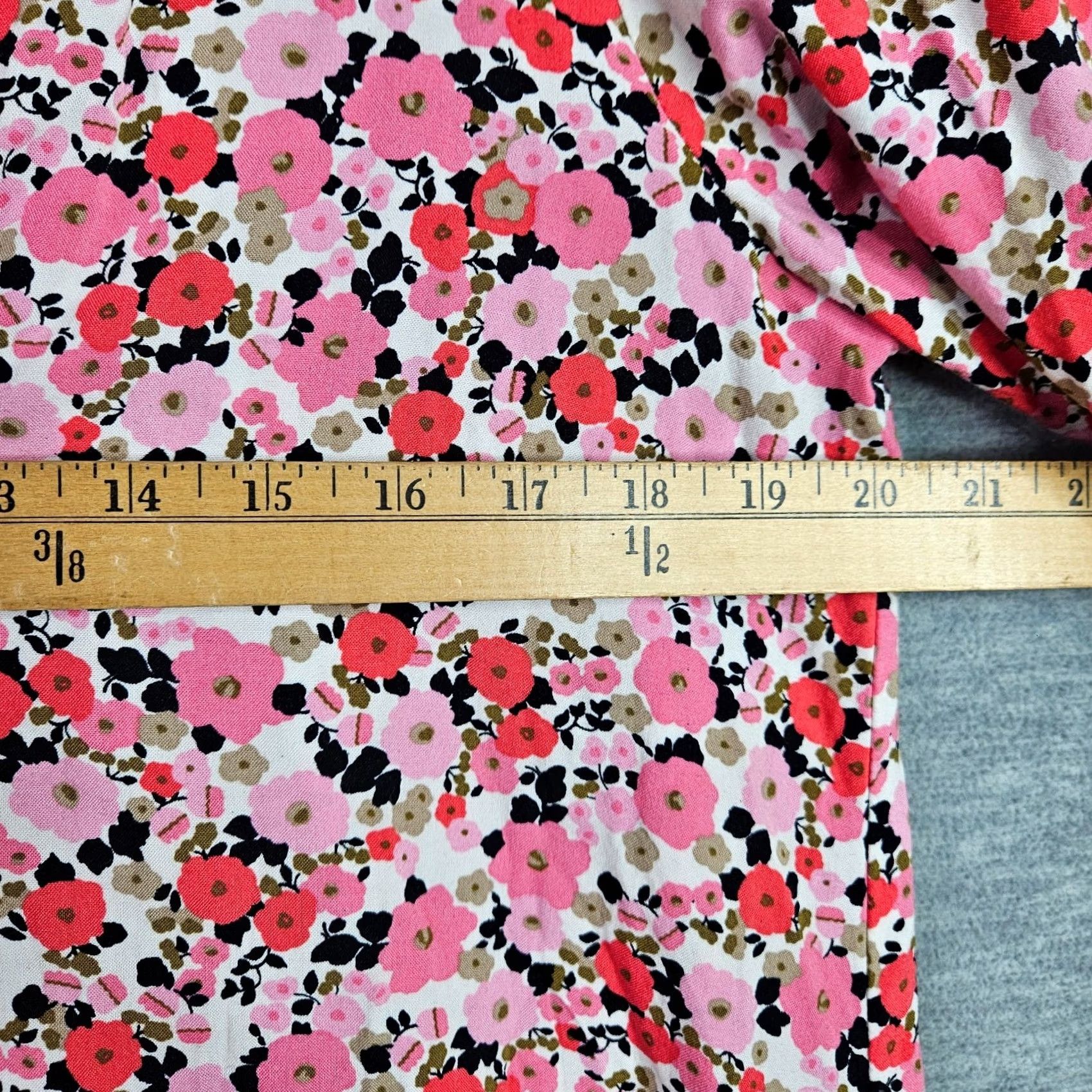 Tommy Hilfiger Tommy Hilfiger Dress Women’s Small Pink Floral Tiered Ruffle Boho Dress Floral Pattern Pink Varsity A-Line Women S Small Cap Sleeve Not Available Size S / US 4 / IT 40 - 5 Thumbnail