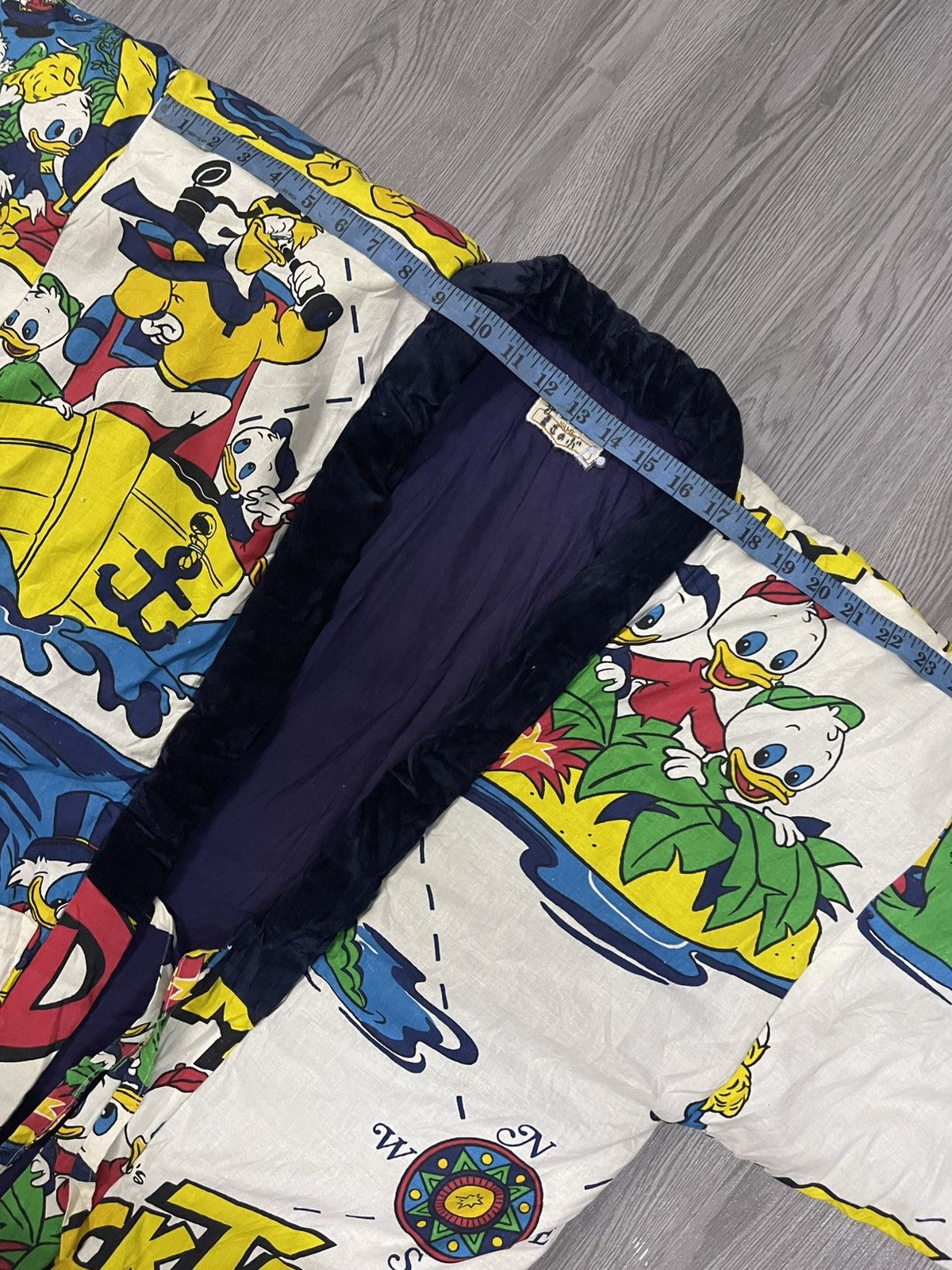Disney × Japanese Brand × Vintage 80s Duck Tales Full Print Puffy Hanten Kimon Jacket Size US L / EU 52-54 / 3 - 16 Thumbnail