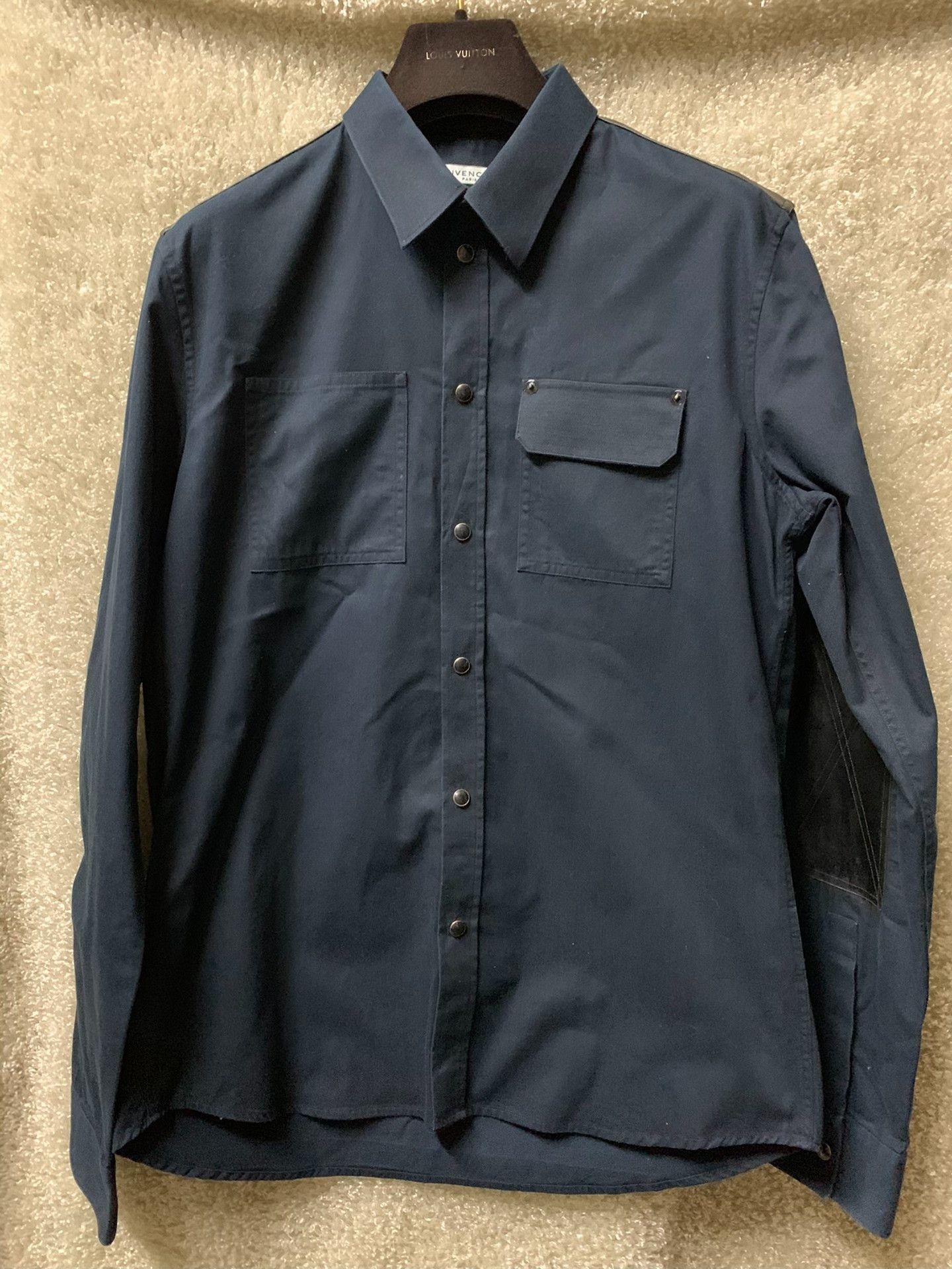 Givenchy Givenchy Men's Casual Shirt Size US M / EU 48-50 / 2 - 1 Thumbnail