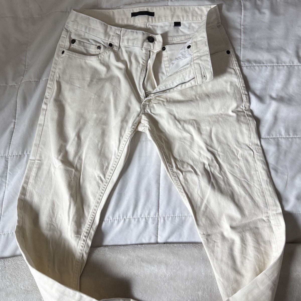 John Varvatos John Varvatos White Denim Jeans Size US 29 - 2 Thumbnail