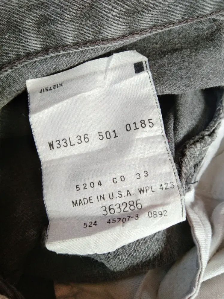 Levi's 90s Vintage Levi's 501 Made In USA Distressed Jeans 32x31 Size US 32 / EU 48 - 14 Thumbnail