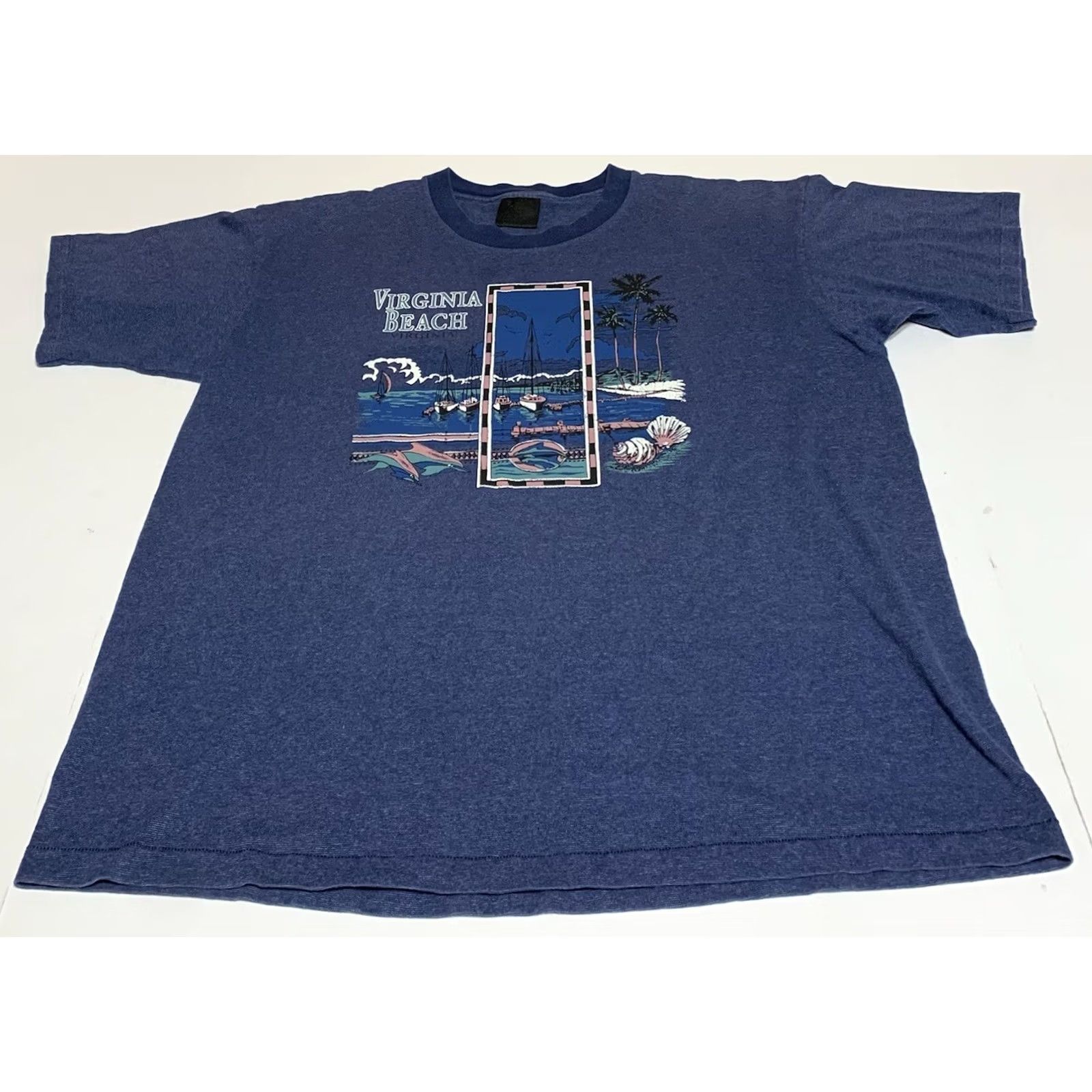 X-LARGE VINTAGE 90s Virginia Beach T-Shirt Made In USA Mens XL Blue Crew Neck Short Sleeve Cotton Blend Tennessee River Shirt Size US XL / EU 56 / 4 - 2 Thumbnail