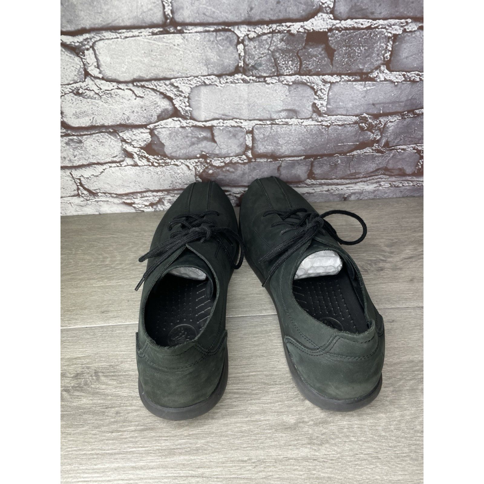 Crocs Crocs Venture Black leather Casual Oxfords lace up Comfort S Size US 12 / EU 45 - 10 Thumbnail