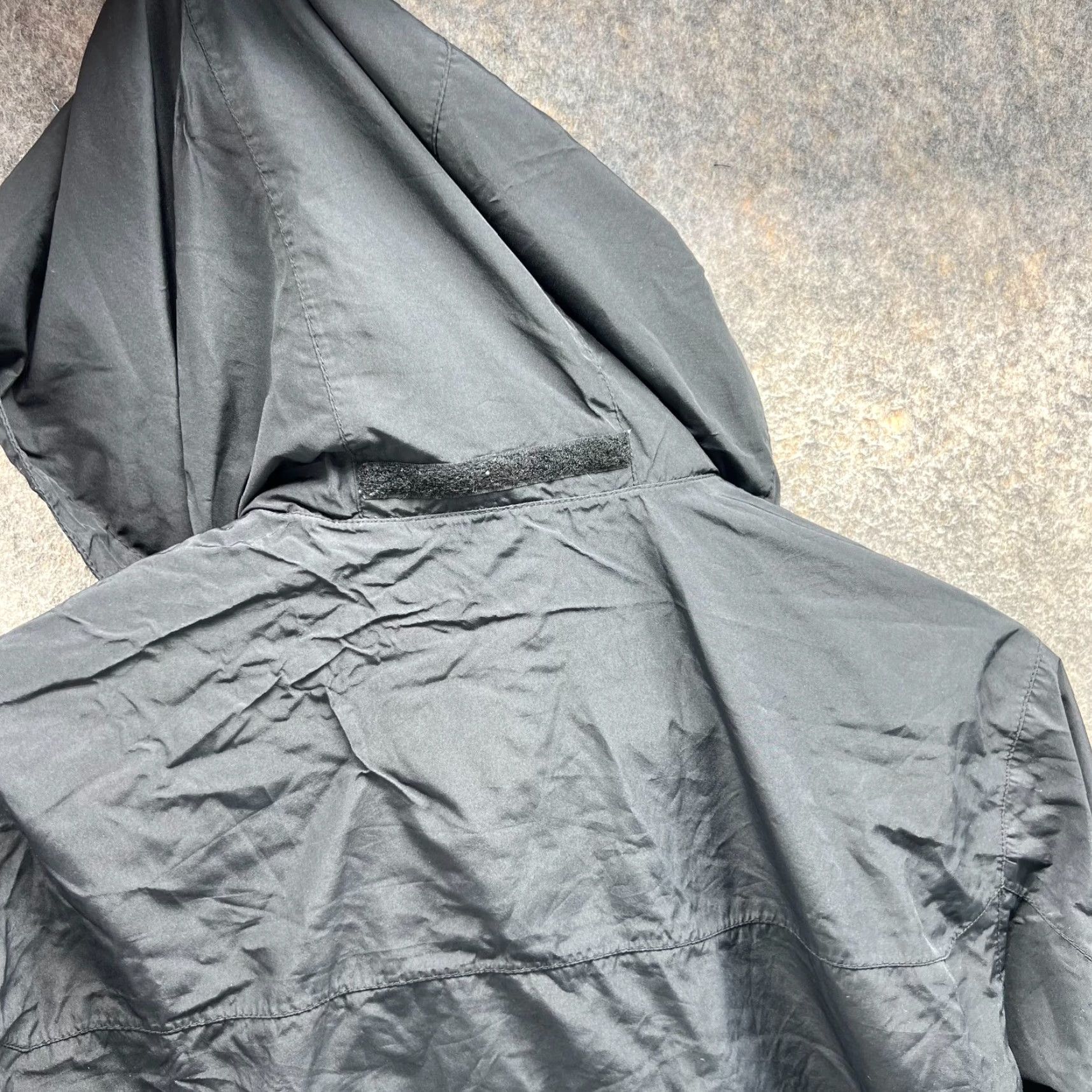 Eddie Bauer VINTAGE Eddie Bauer Jacket Mens Small Black Windbreaker Hooded WeatherEdge Rain Vintage Size US S / EU 44-46 / 1 - 5 Thumbnail