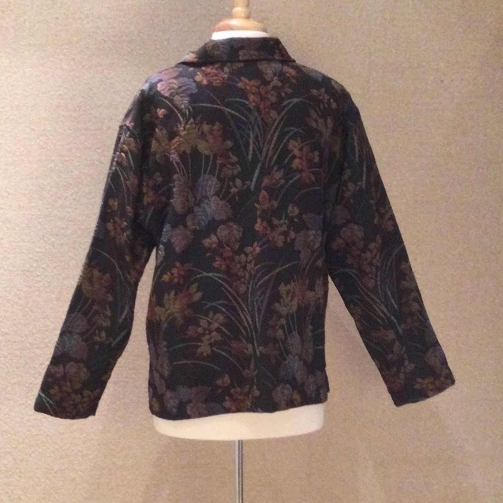 Chicos Chico's floral print, button front Long Sleeve jacket/Blazer Size XL / US 12-14 / IT 48-50 - 6 Thumbnail