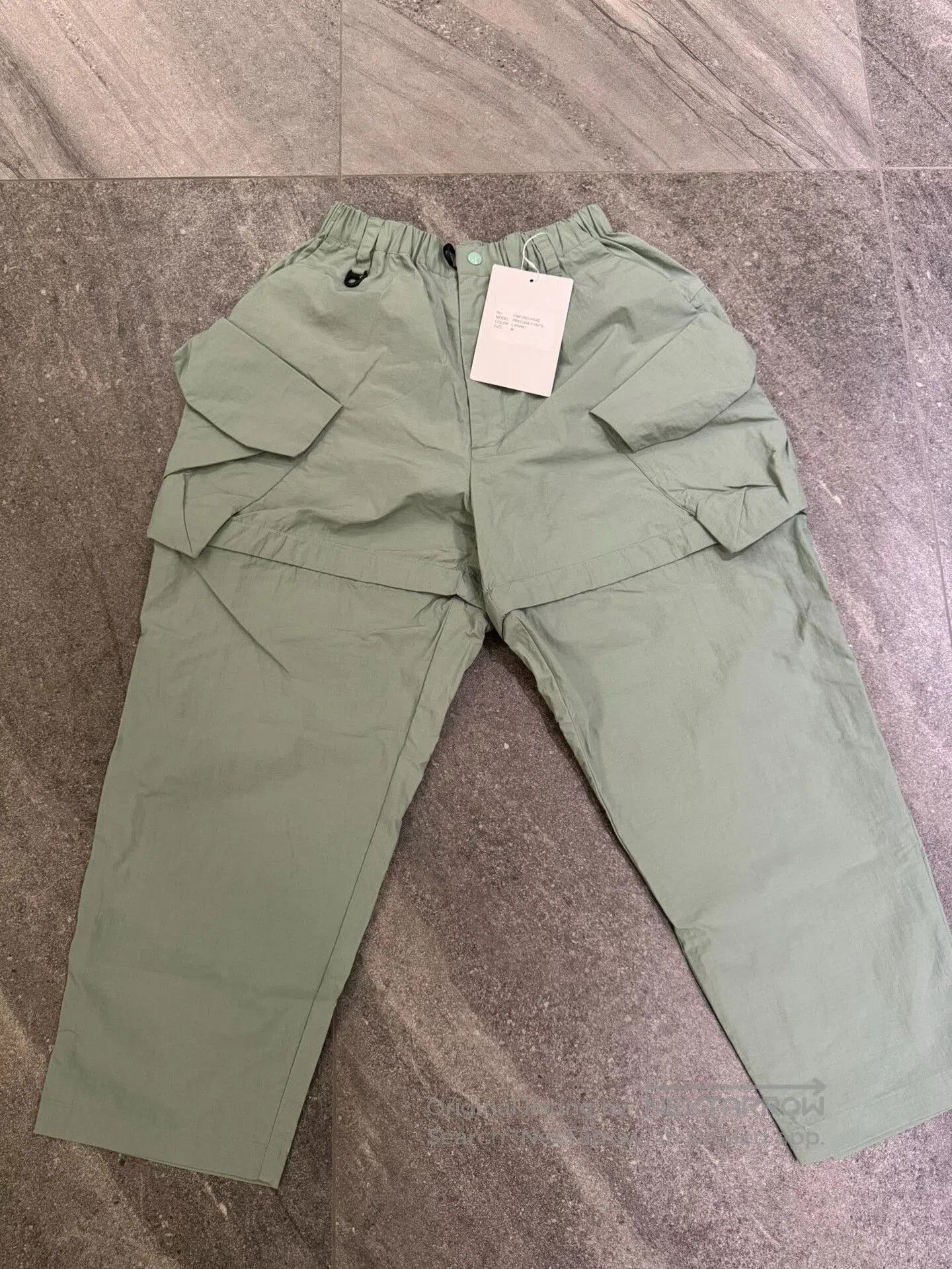 Japanese Brand Lightweight Khaki Outdoor Convertible Pants. Size US 26 / EU 42 - 2 Thumbnail
