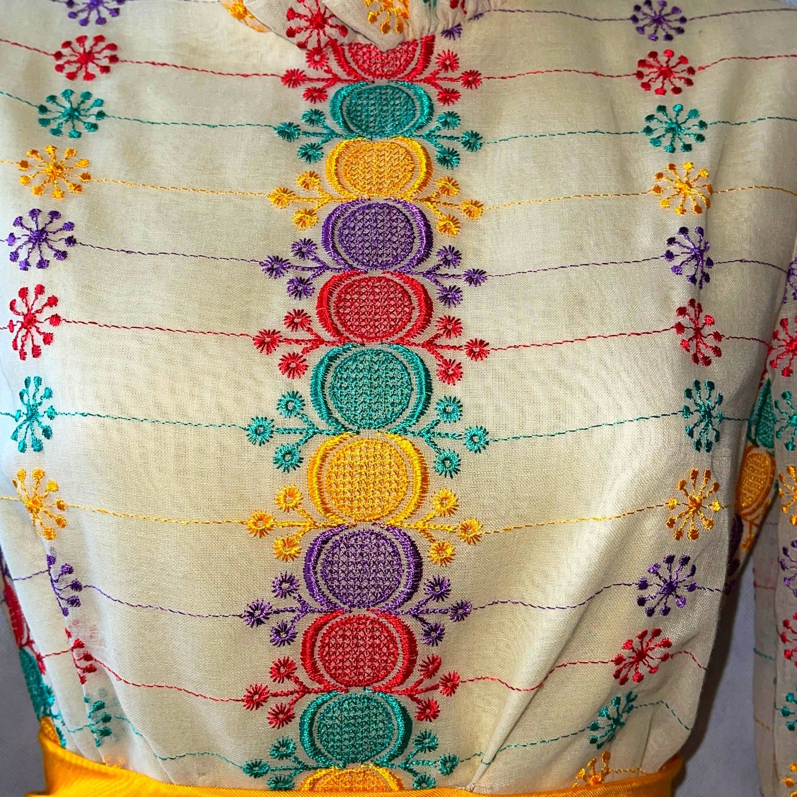 Vintage VINTAGE 70's FlowerPower Haight-Ashbury Boho Midi Dress Sz S Size S / US 4 / IT 40 - 7 Thumbnail