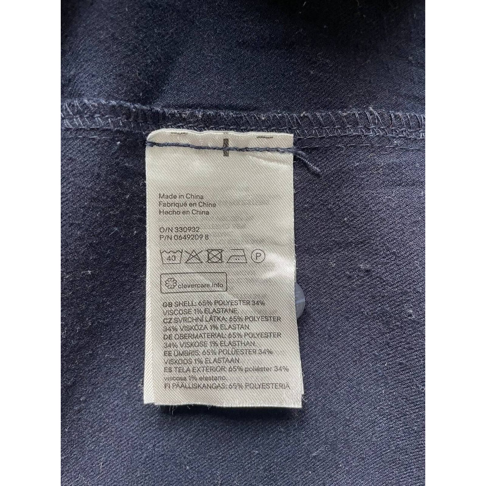 H&M Vintage H&M Black Shirt Long Sleeve Minimalist Style L Size US L / EU 52-54 / 3 - 9 Thumbnail